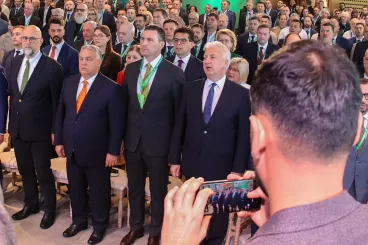 A Román–Magyar Fórum beállt a Pluralizmus Erdélyben mögé: támogatja az RMDSZ-vezetés felelősségre vonását