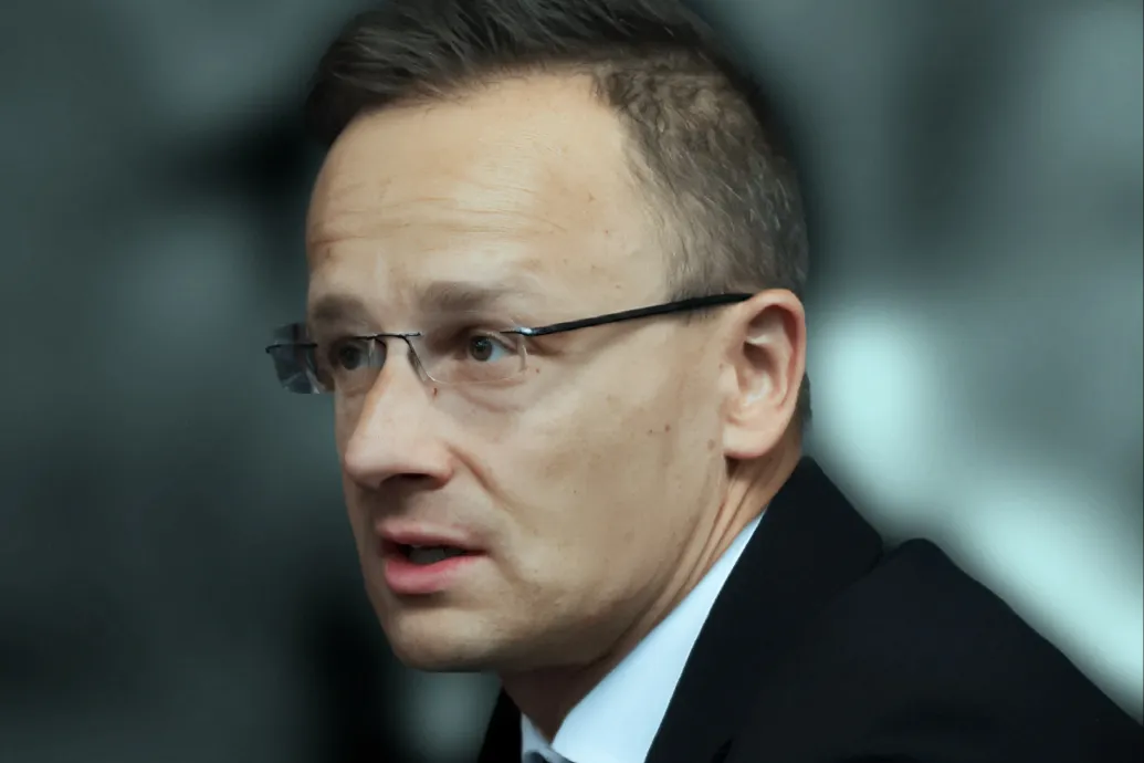 Ki vállal felelősséget az elmúlt 16 évért? – Szijjártó Péter élőben