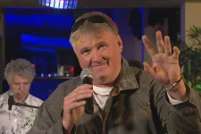 Áll a bál a Muzsika TV körül: egy volt műsorvezető szerint a jogdíj felét oda kellett adni, ha valaki képernyőn akart maradni