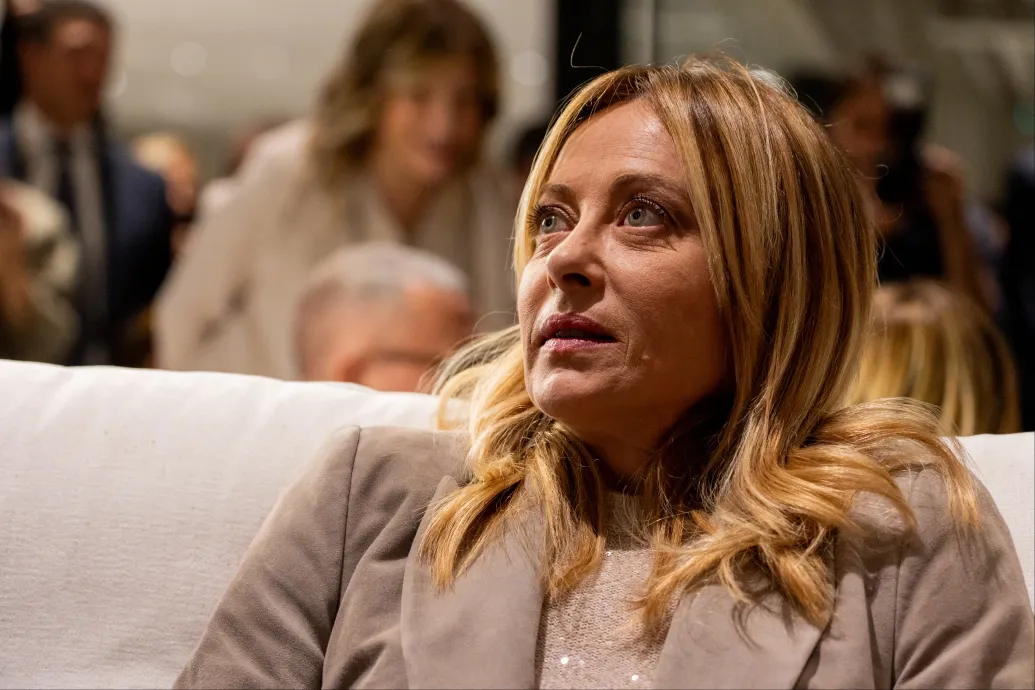 Olaszország bekérette az orosz nagykövetet, miután az orosz tévében idiótának, árulónak és prostituáltnak nevezték Giorgia Melonit