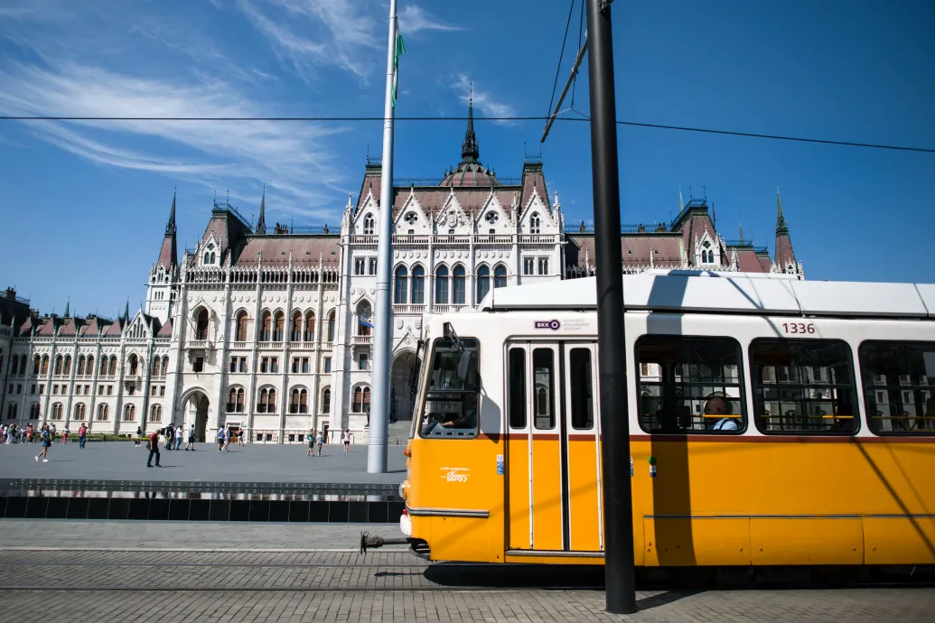 Magyar Péterék ünnepséget rendeznek a Kossuth téren a miniszterelnöki eskütétel után