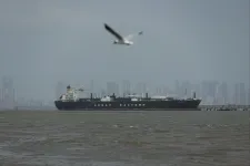 Konténerszállító hajókra támadtak szerda reggel a Hormuzi-szorosban