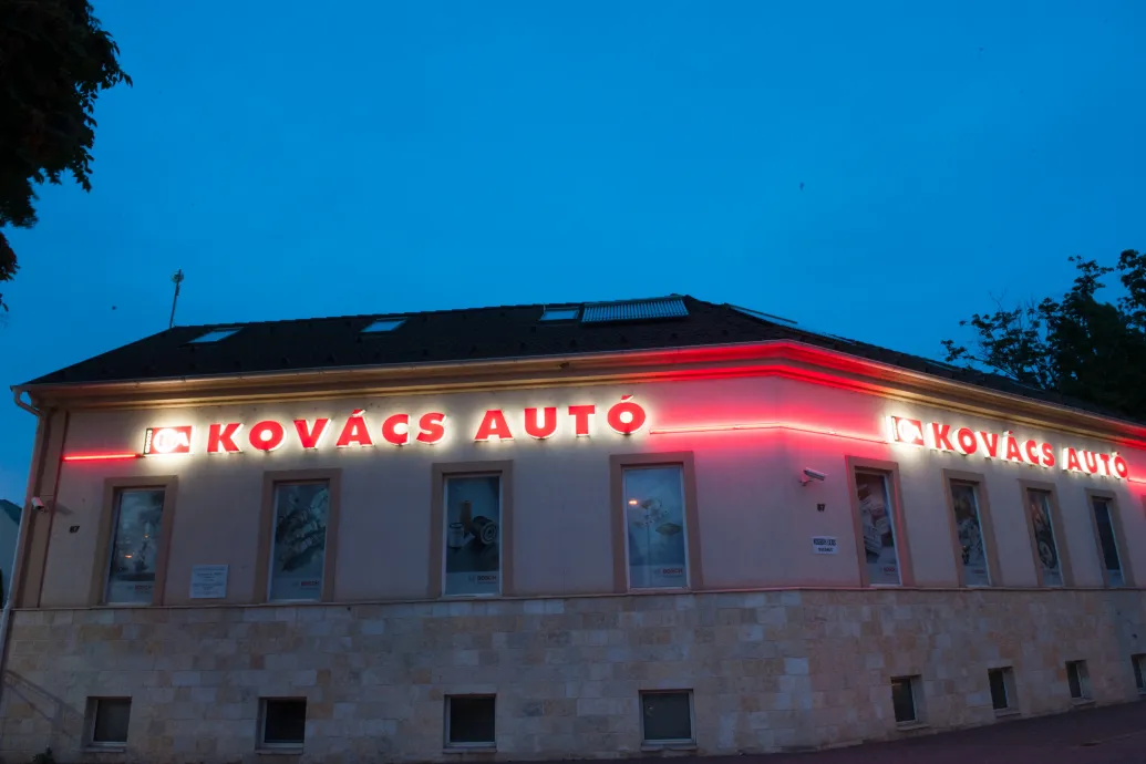 A webáruház, aminek nem tudnak nemet mondani az autósok (x)