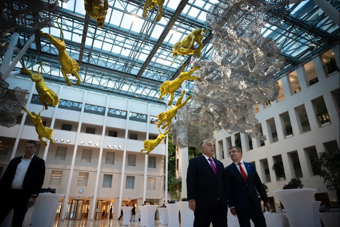 A világ vicce, hogy a fideszesek próbálják letolni magukról az MNB-ügyet, és Matolcsyékra kenni a választási buktát