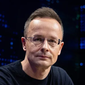 A legjobb barátom hívott Szíjj jachtjára, bonyolult lett volna másképp megszervezni, elmentünk