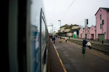 A BYD kellett hozzá: csak évekkel a gyár érkezése után kezdhetik felújítani a Szeged felé vezető vasutat