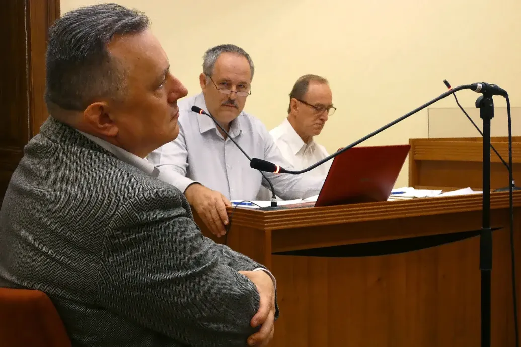 „Ez olyan bizarr történet, hogy biztosan emlékezetes lenne” – mondta a bíróságon Győr korábbi fideszes polgármestere