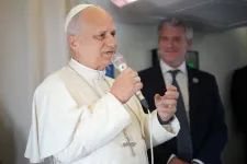 Leó pápa szerint megosztaná az egyházat, ha tovább mennének az azonos nemű párok megáldásánál