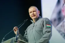 Mindenre kiterjedő vizsgálatot lengetett be a honvédségnél Ruszin-Szendi Romulusz