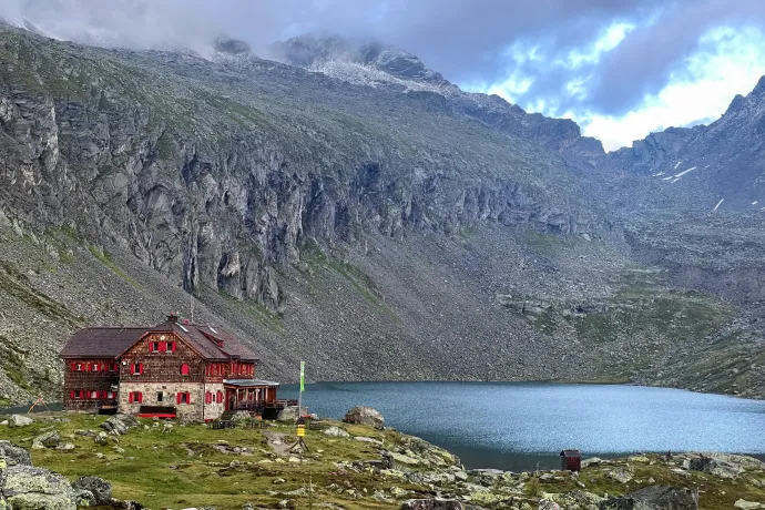 Felfele út a menedékházig – Fotó: Tenczer Gábor / Telex