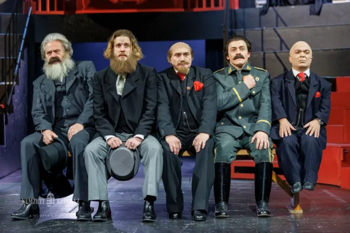 Rémutazás Vidnyánszky Attila koponyája körül