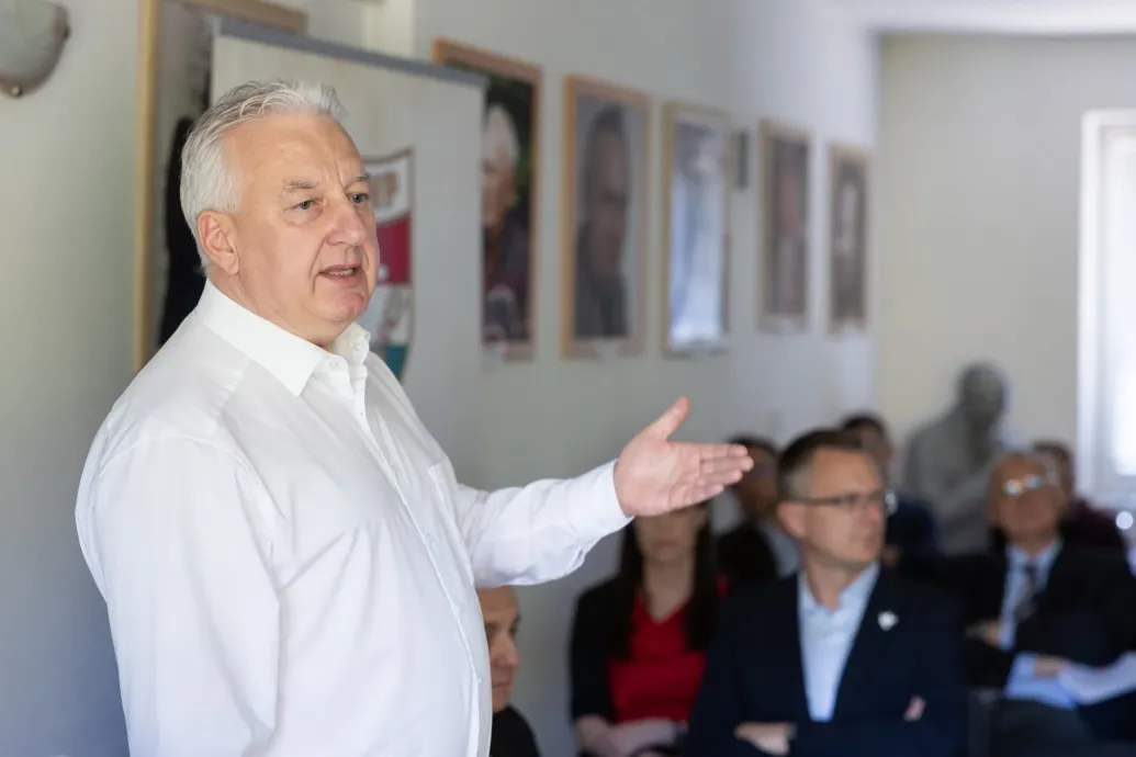 Semjén Zsolt beadta lemondását, de nem fogadták el