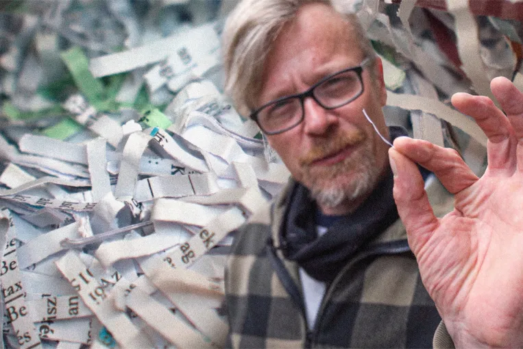 A ledarált iratok begyűjtése után kezdődhet a nagy népi puzzle