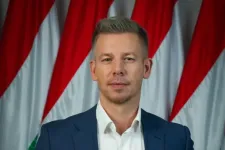 Magyar Péter szerdán Ursula von der Leyennel tárgyal az uniós pénzek hazahozataláról