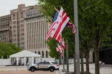 Az igazságügyi miniszter szerint a Trump-kormány tagjait akarta célba venni a Washington Hiltonban lövöldöző férfi