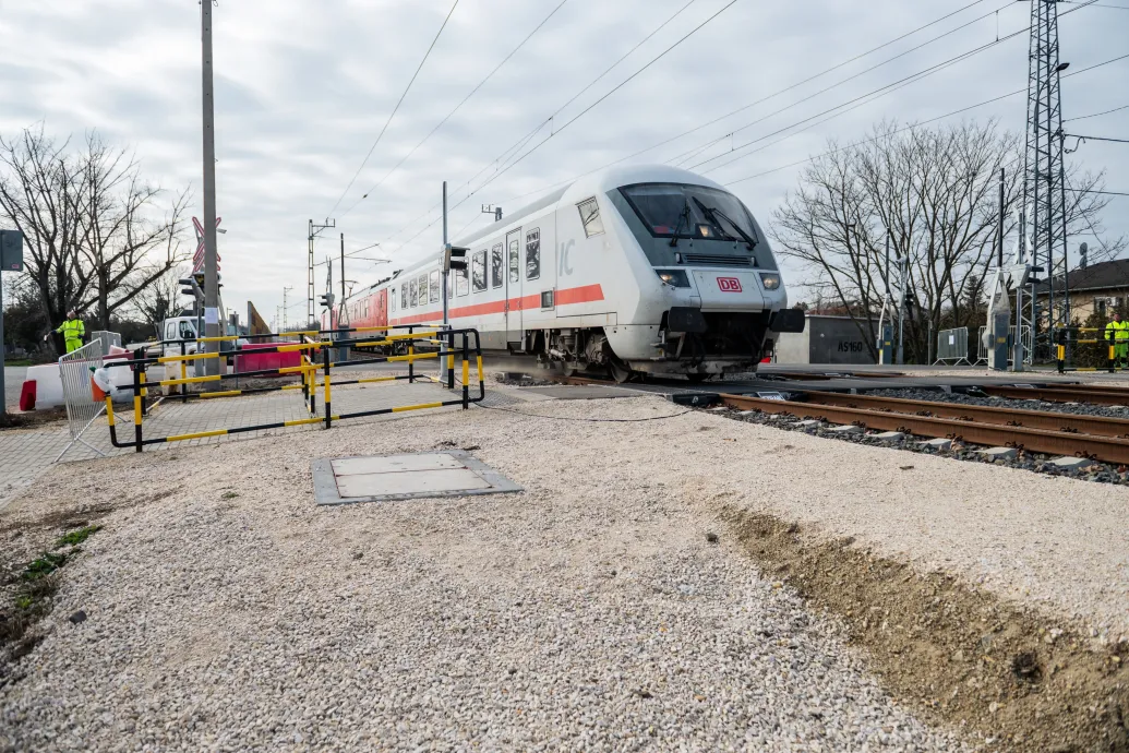 Már csak a magyar félen múlik a Budapest-Belgrád megnyitása a szerb közlekedési miniszter szerint