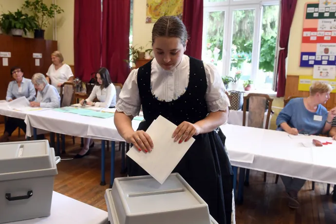 Végképp tarthatatlanná vált a nemzetiségi szavazás rendszere