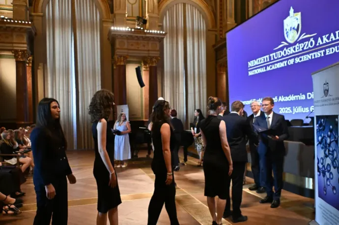 A Fiatal Kutatók Akadémiája nyílt állásfoglalásban állt ki a Nemzeti Tudósképző Akadémia mellett