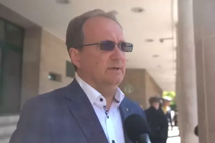 Hoppál Péter a pécsi Fidesz elnökségéről is lemond