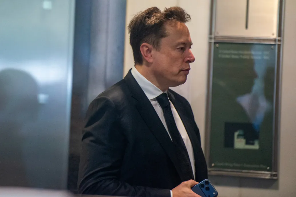 Elon Musk szerint eredetileg az ő ötlete volt az OpenAI, aminek vissza kell térnie a nonprofit működéshez