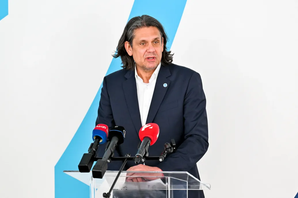 A Fidesz EP-frakciója kezdeményezi a Magyarország elleni, az uniós alapértékek megsértése miatt indított eljárás megszüntetését