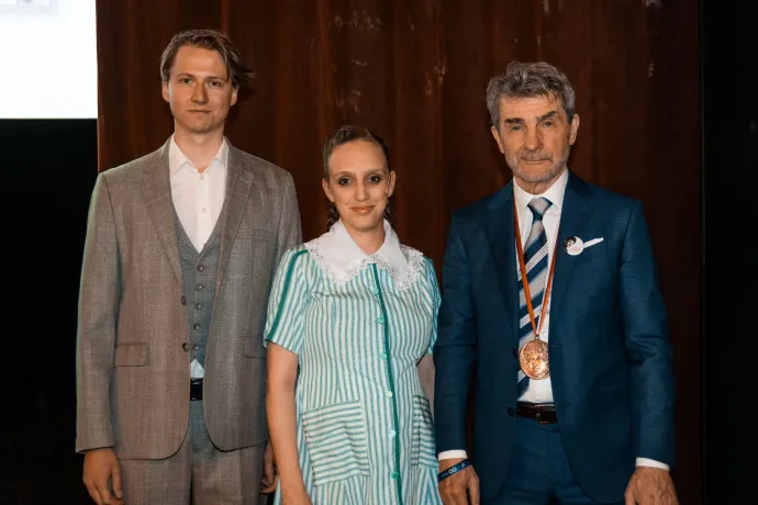 Sodró Eliza és Martinkovics Máté kapta idén a Janikovszky Éva-díjat