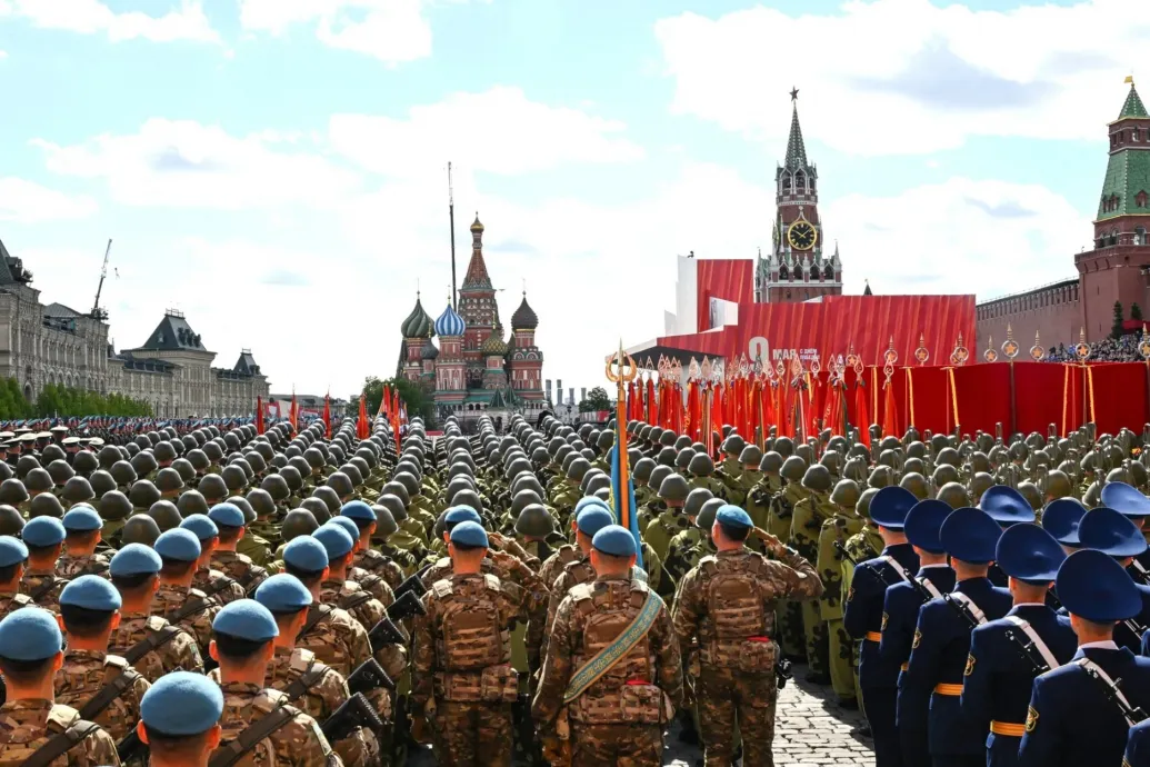 Tankok nélküli győzelmi ünnepet tart idén Putyin, ukrán támadástól tart Moszkva