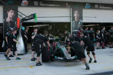 Forma–1: Kimi Antonelli rajtol az élről a Miami Nagydíjon