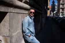 Majka Dopemannek: Én dalolok, te meg szopsz