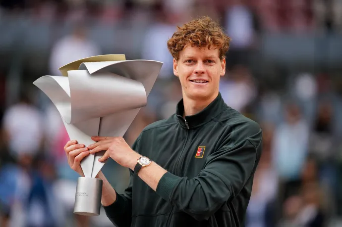 Rekordot döntött Jannik Sinner, sorozatban az ötödik Masters 1000-es tornáját nyerte meg