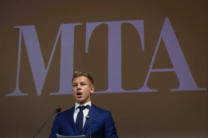 Magyar Péter az MTA-n: Kialakítjuk azt a kutatóhálózati modellt, ami hosszú távon biztosítja a működést
