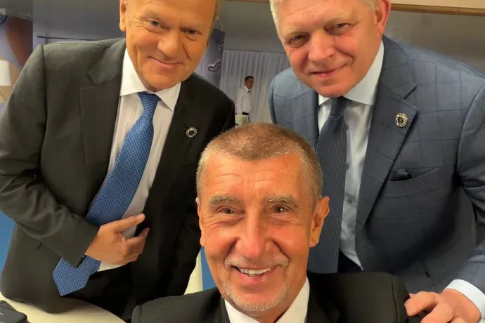 Fico: A három testőr a negyedikre vár és a V4-ek újjászületésére