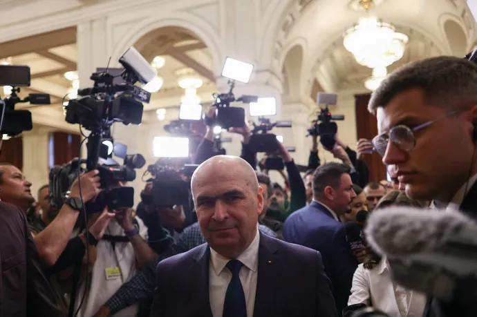 Bedőlt a kormány, Bolojan megy, a válság marad