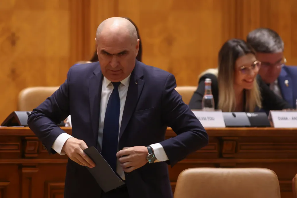 Megbuktatták a román kormányt, teljes a bizonytalanság, hogy mi következik