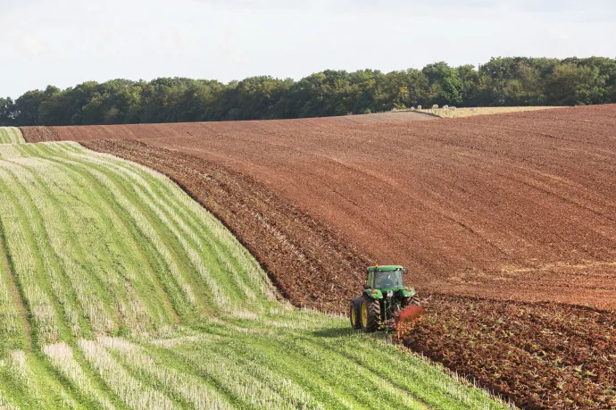 Visszafogják a mélyszántást a gazdák, de radikális váltásra még mindig kevesen képesek