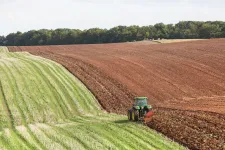Visszafogják a mélyszántást a gazdák, de radikális váltásra még mindig kevesen képesek