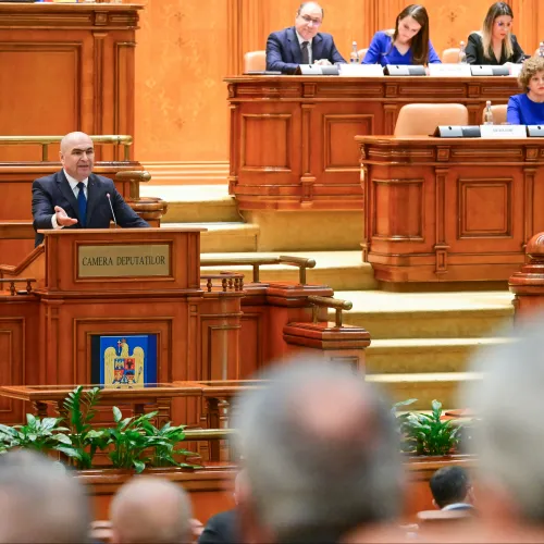 Olyan megszorításokba bukott bele a román kormány, amiktől az uniós pénzek is függenek