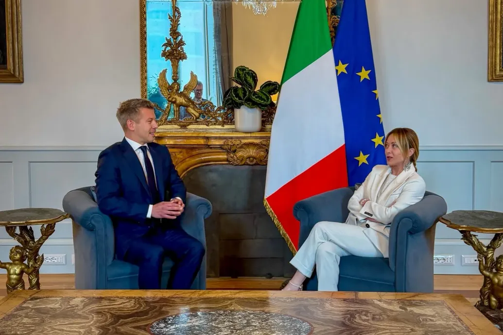 Giorgia Meloni videót posztolt arról, ahogy fogadta Magyar Pétert Rómában