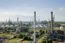 Nehezen indult 2026 a Molnak, jelentősen visszaesett az olajcég negyedéves eredménye