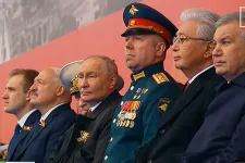 Putyin a nácizmus legyőzőiből már csak a szovjetekre emlékszik és azokra, akik Ukrajnában a NATO ellen is harcolnak