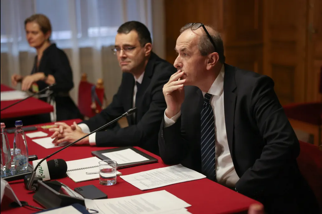 Svéd Tamás, az orvosi kamara eddigi főtitkára lesz a politikai államtitkár a Hegedűs Zsolt által vezetett egészségügyi minisztériumban – Forrás: Telex.hu