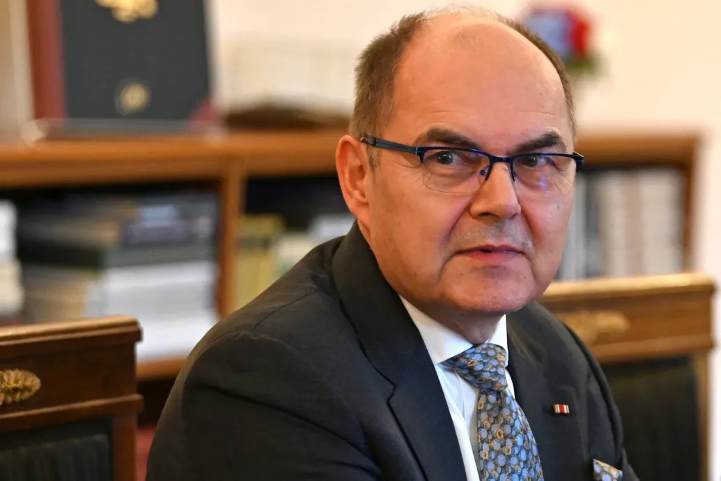 Lemondott Bosznia-Hercegovina főképviselője, aki többször is az ország szétesésére figyelmeztetett
