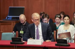 Tarr: Öt évre visszamenőleg kivizsgáljuk a Bethlen Gábor Alapot, sokszor nem létező egyesületek kaptak pénzt