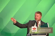 Szabó Ödön szerint a gyermekpénz módosításának kritikusai „csak az RMDSZ-be akarják törölni a lábukat”