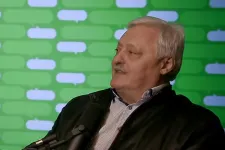 Gajdics Ottó szerint az MI-sláger óta Ókovács Szilveszter is cukkolta, hogy ilyen orgánummal miért nem lett belőle operaénekes