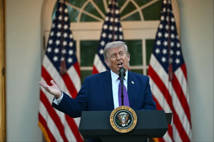 Donald Trump szerint lélegeztetőgépen van az iráni fegyverszünet, a teheráni békejavaslat pedig szemét