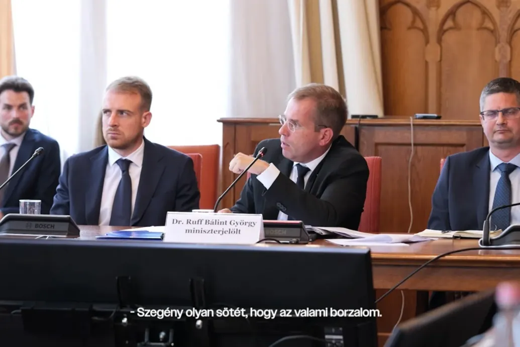 Tuzson Bence végig bekiabált, és primitív stílusban minősítette Ruff Bálintot a miniszteri meghallgatáson