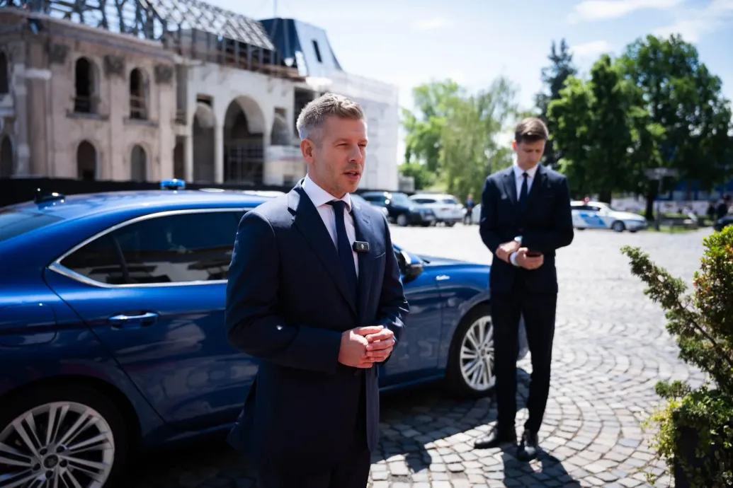 Magyar Péter nem költözik kormányzati rezidenciába