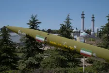 New York Times: Irán alaposan összekapta magát, egyre több rakétaindítója működik