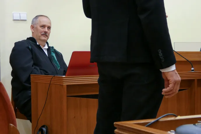 Szücs István védő a Győri Törvényszék tárgyalásán – Fotó: Laczó Balázs / Telex